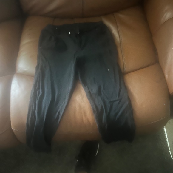 Clothes - Picture 14 of 16